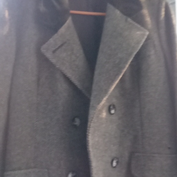 Coat - Picture 2 of 10